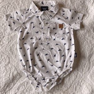 Baby onesie (collar, short sleeve)